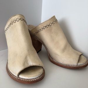 Freebird Bambi Distressed Open Toe Stacked Heel Mules